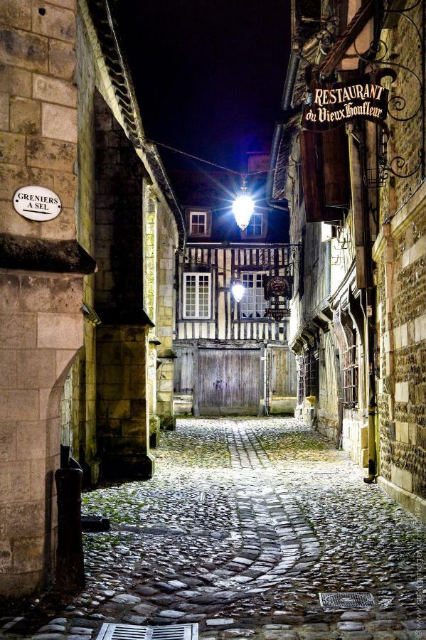La Maison De Pierre Et Valerie St Leonard Honfleur Exterior photo